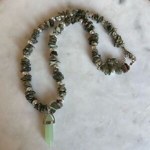 Jade Tone Green Beaded Bohemian Style Necklace with Pendant & Silver Tone Accent